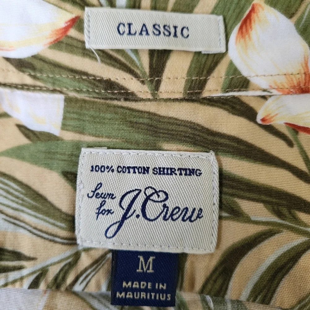 J. Crew 100% cotton tropical‎ button up